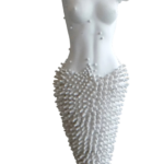 Mother Earth, Mother Earth sculptuur/ gips/ kunststof/ karton/ijzerddraad/pur/gipsverband/gesso. Afmetingen 1.80/90/90
In particulier bezit Konstanz, Duitsland Mother-Earth-sculptuur-Marit-Otto